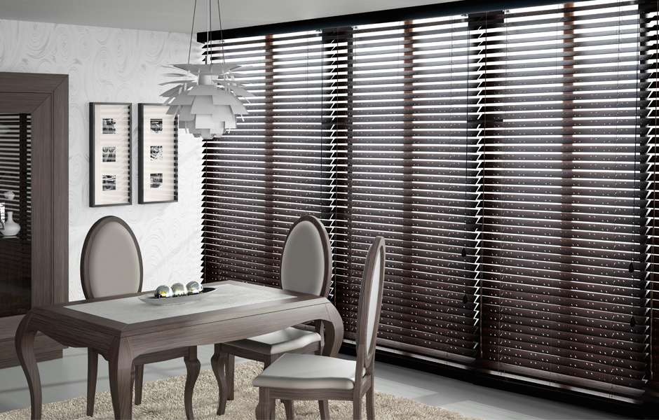 ELS FORATS VENETIAN BLIND